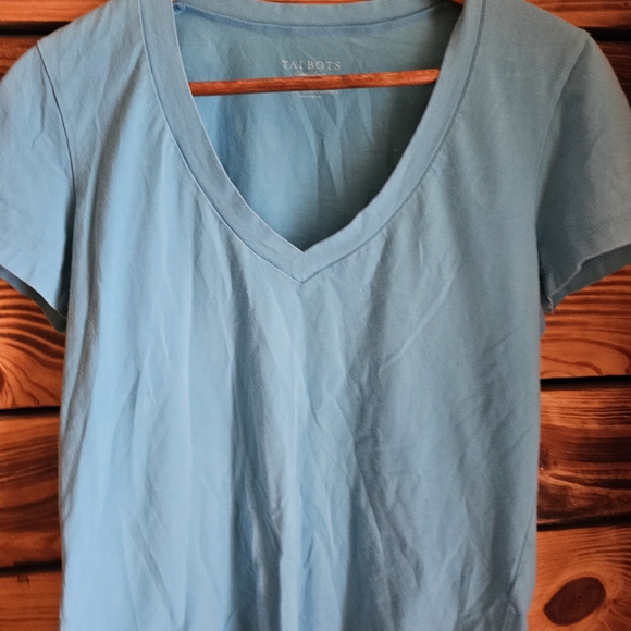 Talbots Women's Short Sleeve Sky Blue V-Neck Tee - Picture 1 of 3